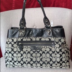 Coach Signature Black/Gray Carryall Tote